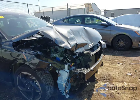 2025 Kia K4 Ex z USA, uszkodzony, nr VIN 3KPFU4DE8SE133899